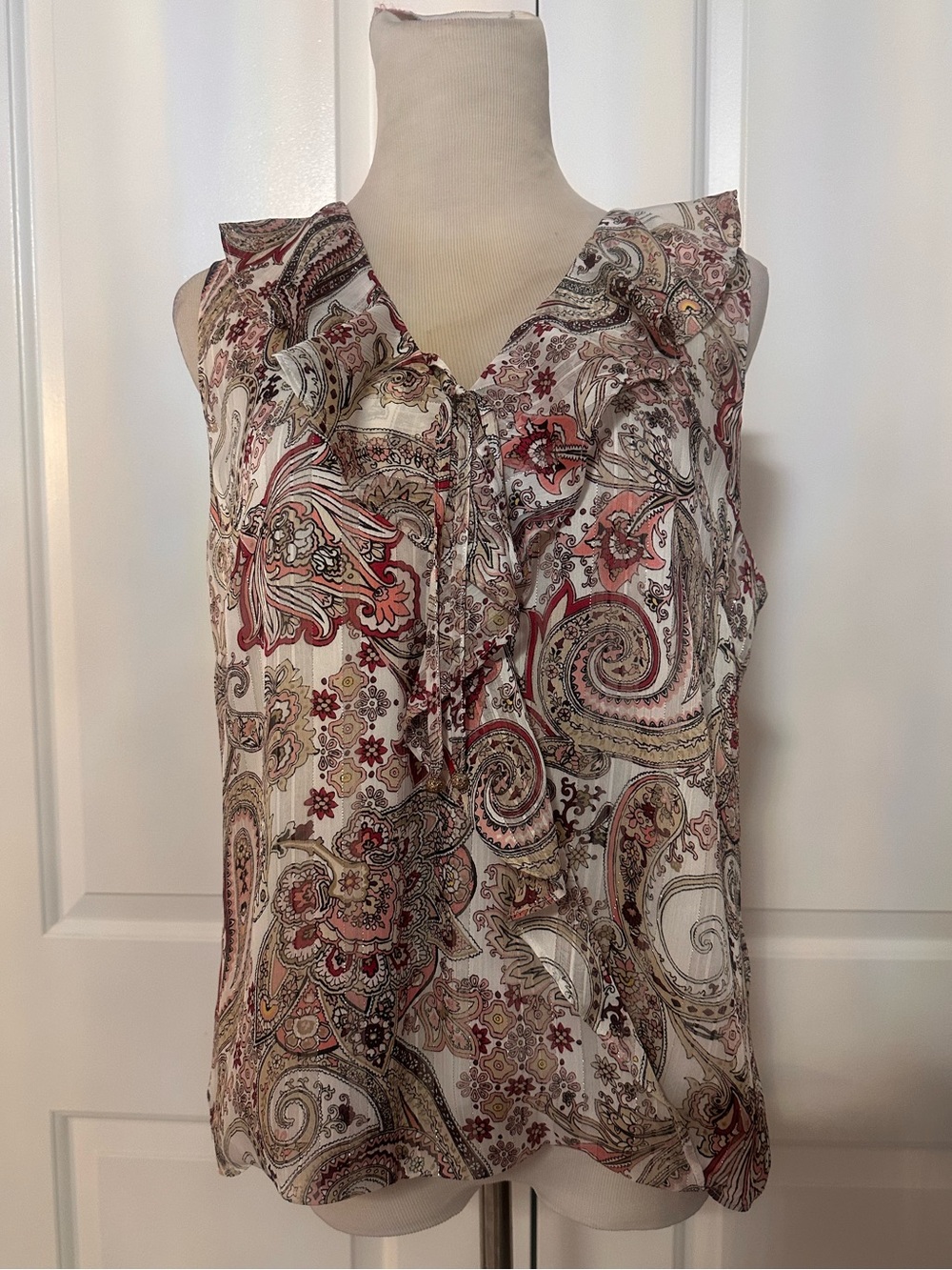 WHITE HOUSE BLACK MARKET | Paisley Ruffle V-Neck Sleeveless Top